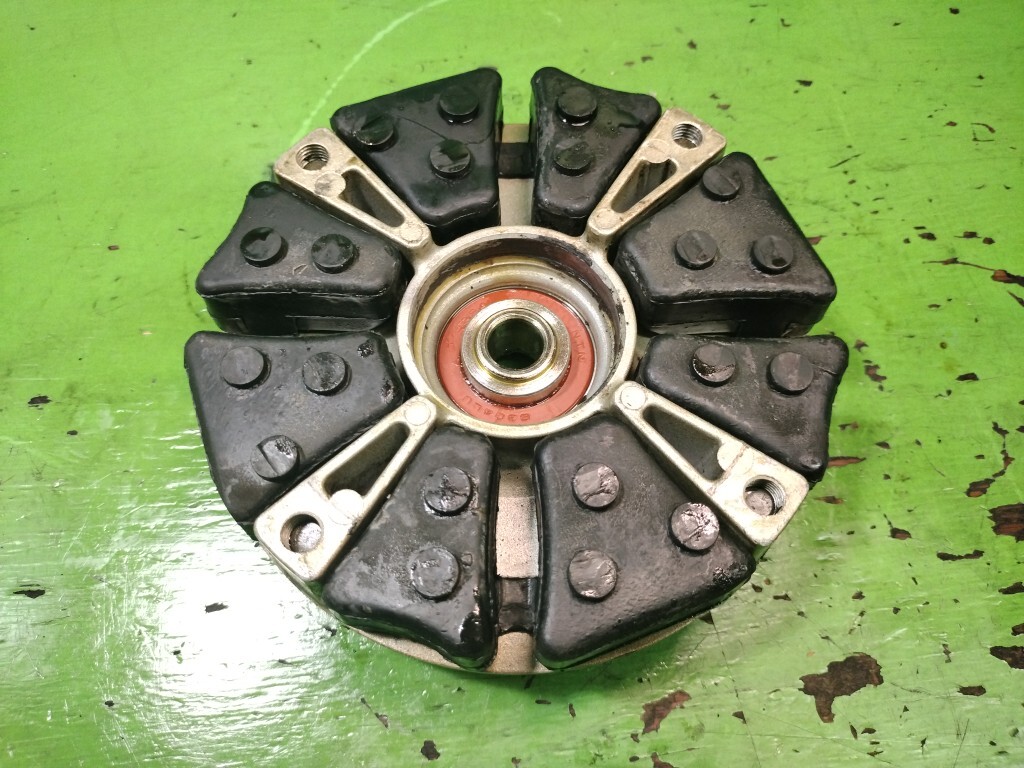 ドラッグスター250　DrugStar 250　VG02J　XVS250　純正リアハブ＆ハブダンパー_画像4