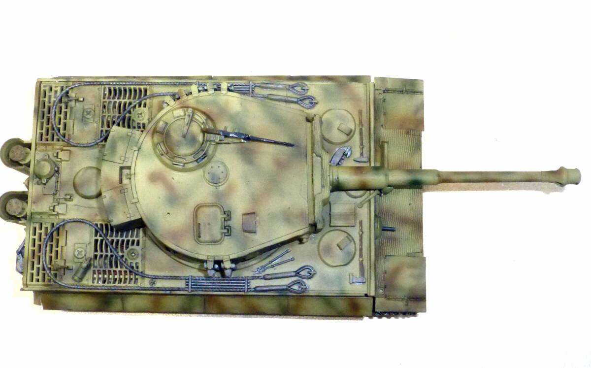 タイガー初期 1/35 2 4GHzラジコン組込・サス可動・タミヤプラモ