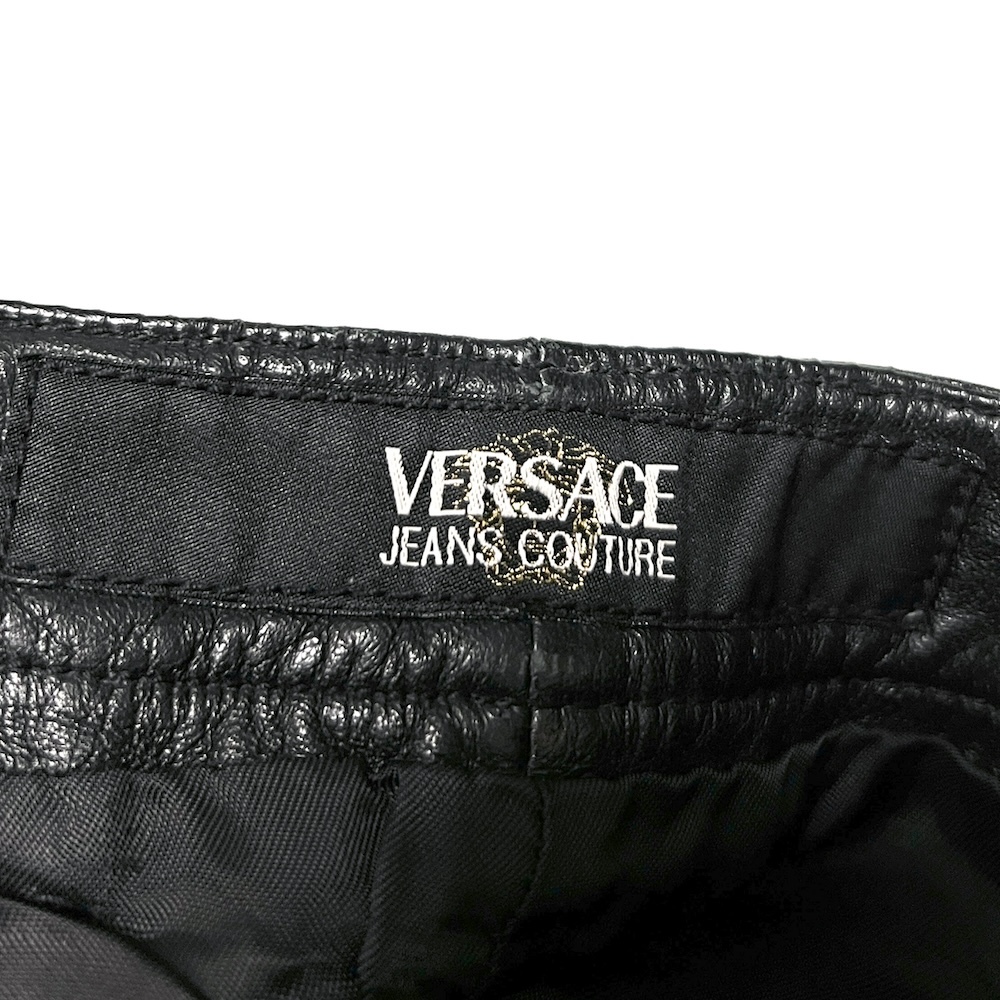 [ бесплатная доставка ] очень редкий Италия производства 90s VERSACE JEANS COUTURE кожаный салон ntsuvintage б/у одежда mete.-sa Old school 