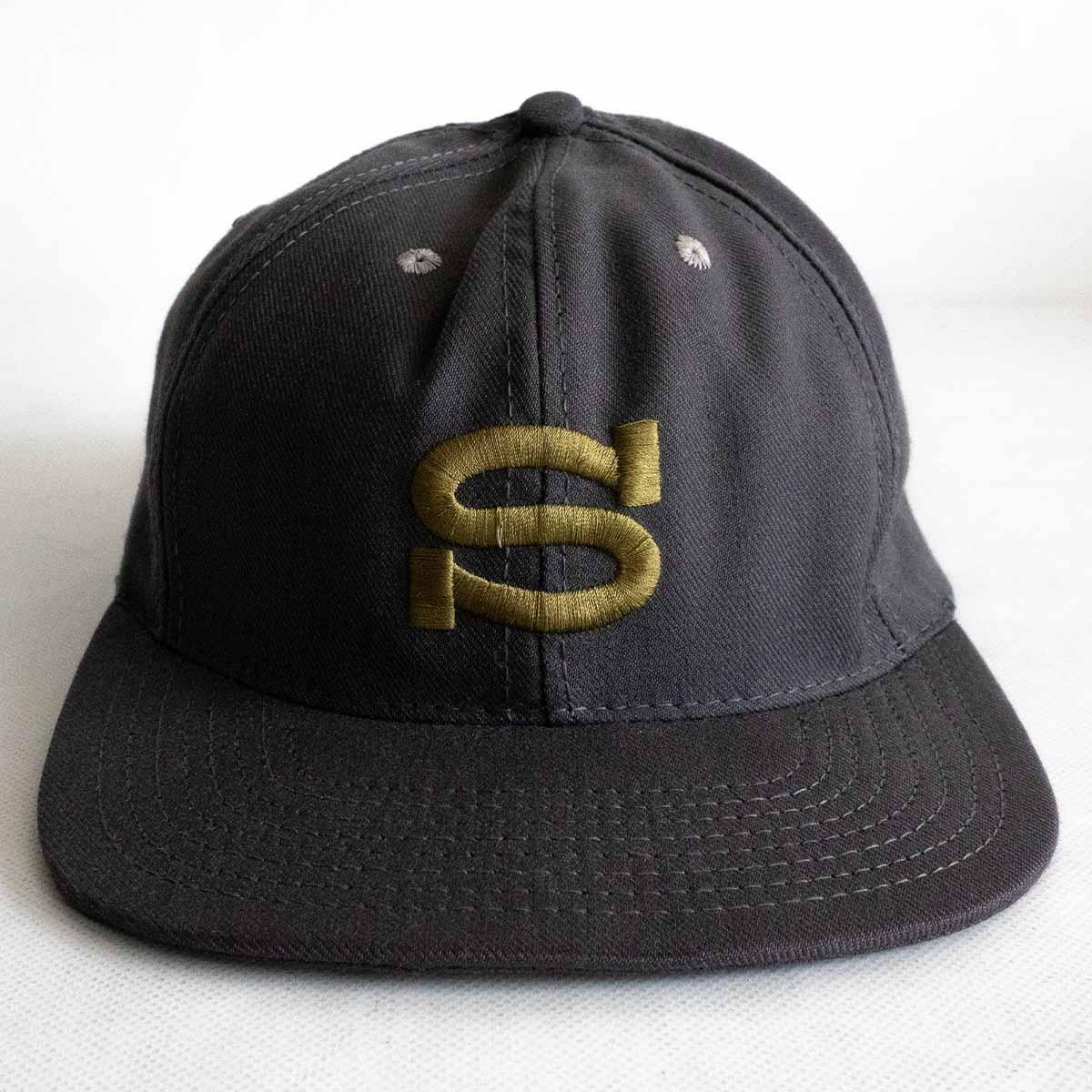 USA製/90s】OLD STUSSY【Sロゴ 6パネル キャップ】 90年代 白 USA製/90s】OLD STUSSY【Sロゴ 6パネル キャップ】 90年代 白
