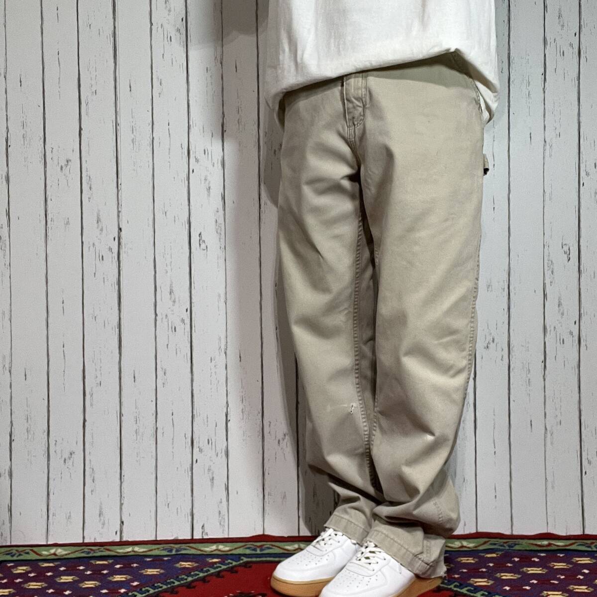 カーハート Carhartt W36 L32 ワンポイント刺繍ロゴピスネーム カーハート Carhartt W36 L32 ワンポイント刺繍ロゴピスネーム