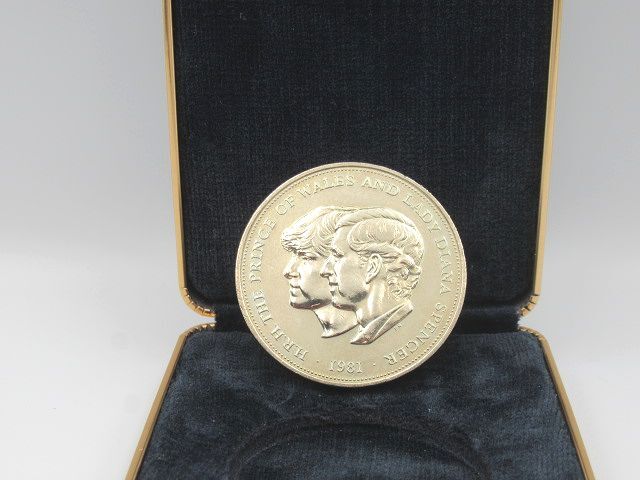 長期保管品 1981年 チャールズ皇太子&ダイアナ妃 ご成婚記念 長期保管品 1981年 チャールズ皇太子&ダイアナ妃 ご成婚記念