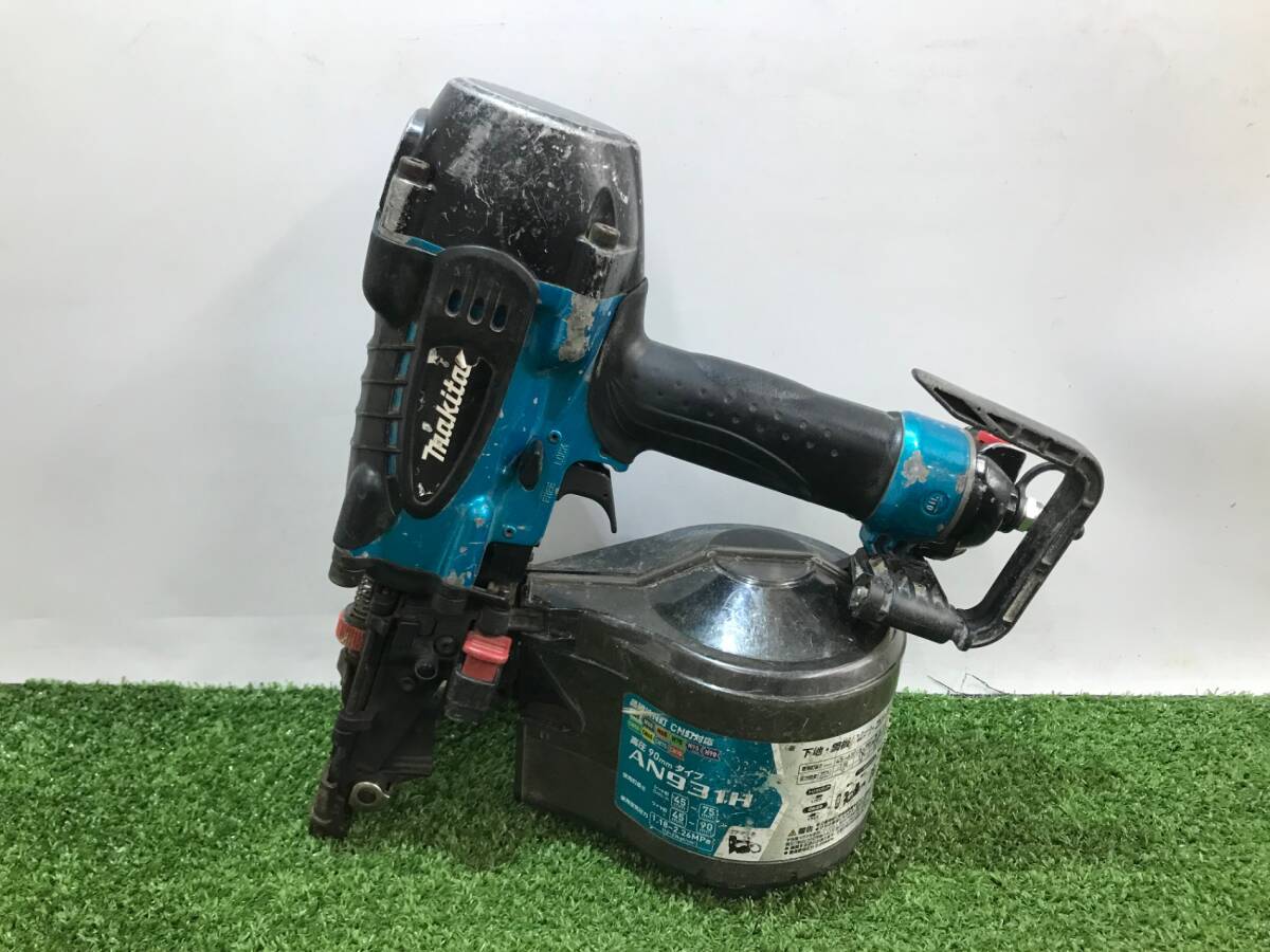 中古品】makita 90mm高圧エア釘打 AN931HM ITABPRMWBUNS 中古品】makita 90mm高圧エア釘打 AN931HM ITABPRMWBUNS