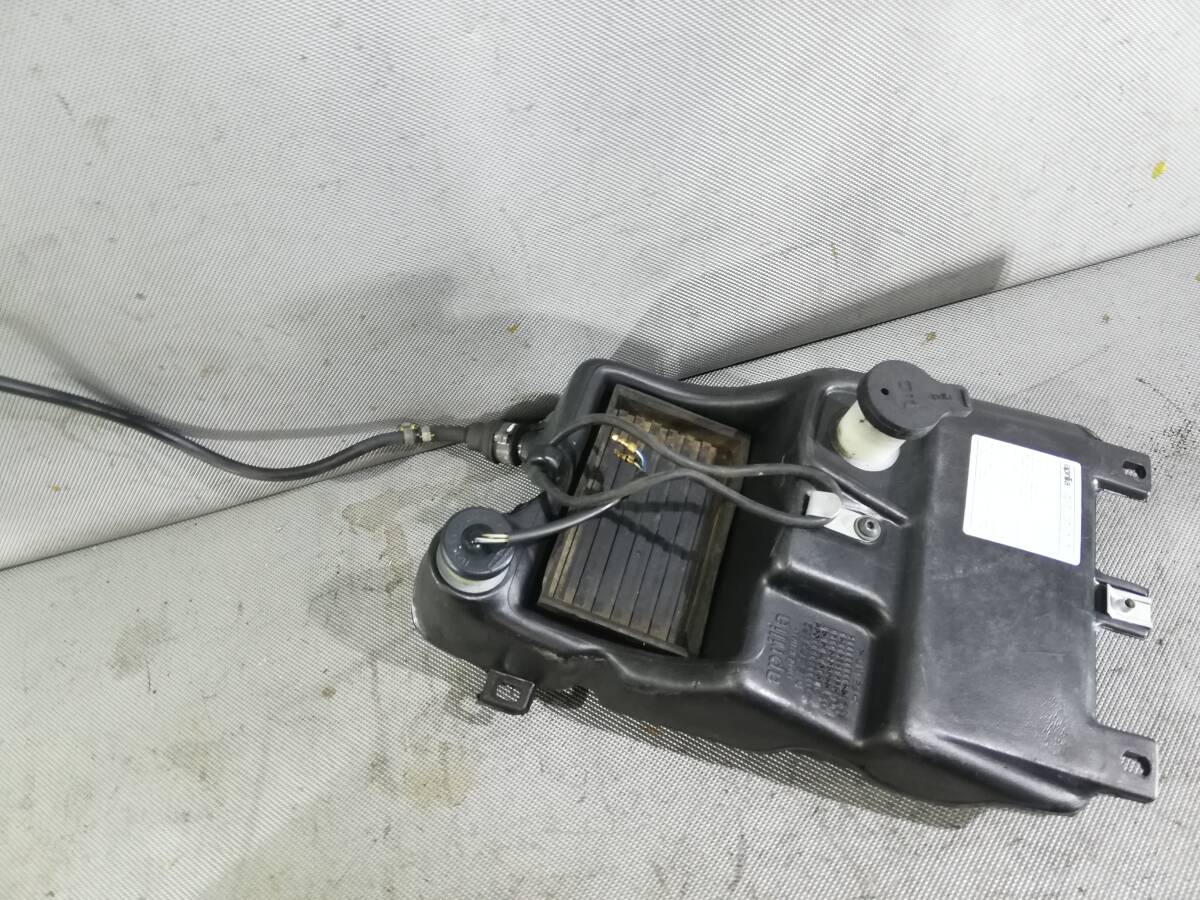.CPG7 ZD4SE アプリリア RS50 オイルタンク