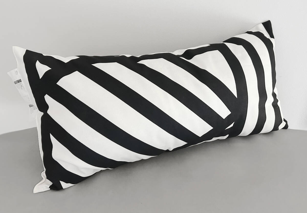 美品】IKEA イケア クッションカバー 5点セット+羽毛 美品】IKEA イケア クッションカバー 5点セット+羽毛