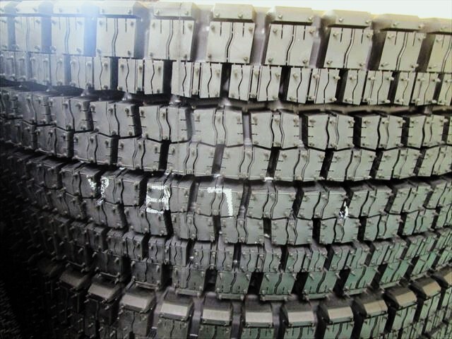  бесплатная доставка новый товар не использовался товар зимний 215/70R17.5 DUNLOP SP001 2 шт. комплект 