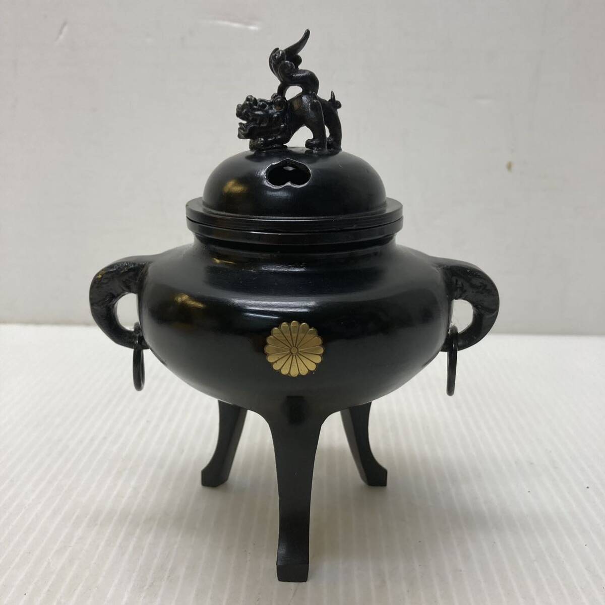 銅製 香炉 三足 獅子 香道具 三つ足 仏具 真鍮 金属工芸 菊紋 銅製 香炉 三足 獅子 香道具 三つ足 仏具 真鍮 金属工芸 菊紋