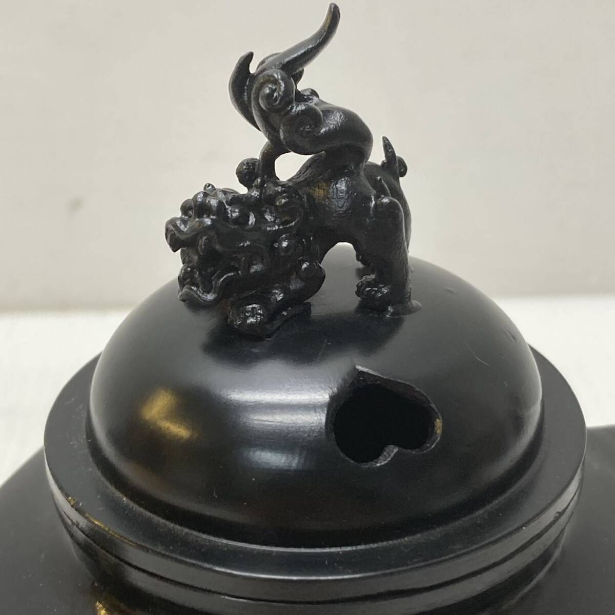 銅製 香炉 三足 獅子 香道具 三つ足 仏具 真鍮 金属工芸 菊紋 銅製 香炉 三足 獅子 香道具 三つ足 仏具 真鍮 金属工芸 菊紋
