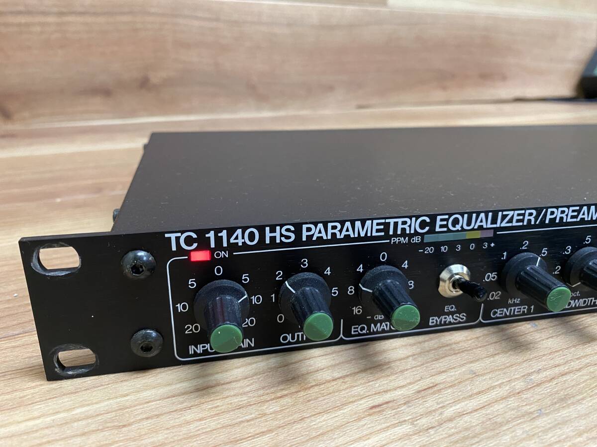 Yahoo!オークション - 9 程度良し t.c.electronic TC1140HS Yahoo!オークション - 9 程度良し t.c.electronic TC1140HS