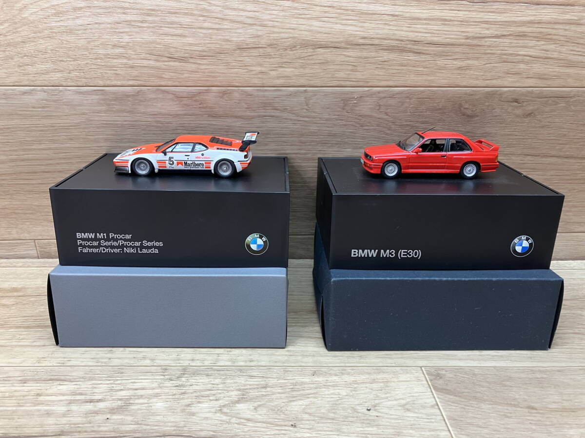 57. 美品　BMW　1/43　M3（ E30 ）赤　M1 Procar Serie/Procar Series 1979 Fahrer/Driver ニキ・ラウダデカール 2台 まとめて　ミニカー