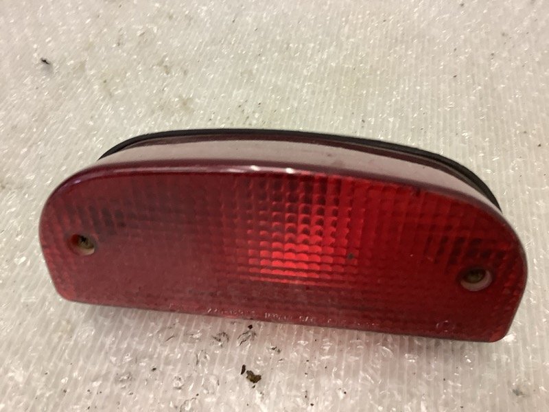 バンディット 400 け GK75A テールランプ II 必見 (60) S6-690 SM