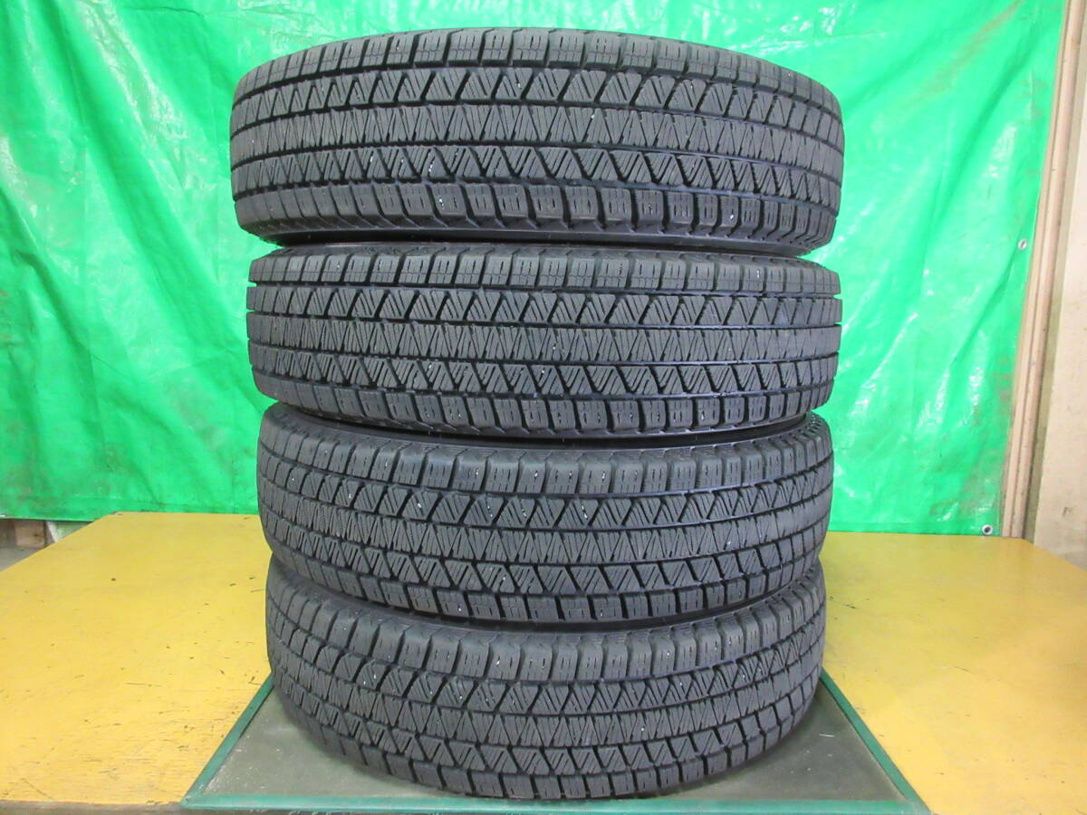 2020年製 ブリヂストン ブリザック BRIDGESTONE BLIZZAK VRX2 185/60R15 84Q 4本 №2982C 室内保管 中古スタッドレスタイヤ 冬タイヤ 2020年製 ブリヂストン ブリザック BRIDGESTONE BLIZZAK VRX2 185/60R15 84Q 4本 №2982C 室内保管 中古スタッドレスタイヤ 冬タイヤ