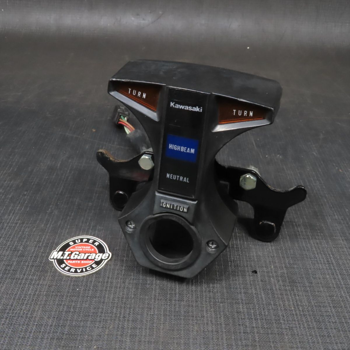 カワサキ Z250FT KZ250A メーターステー インジケーターランプ【060】 Z250FT-D-023