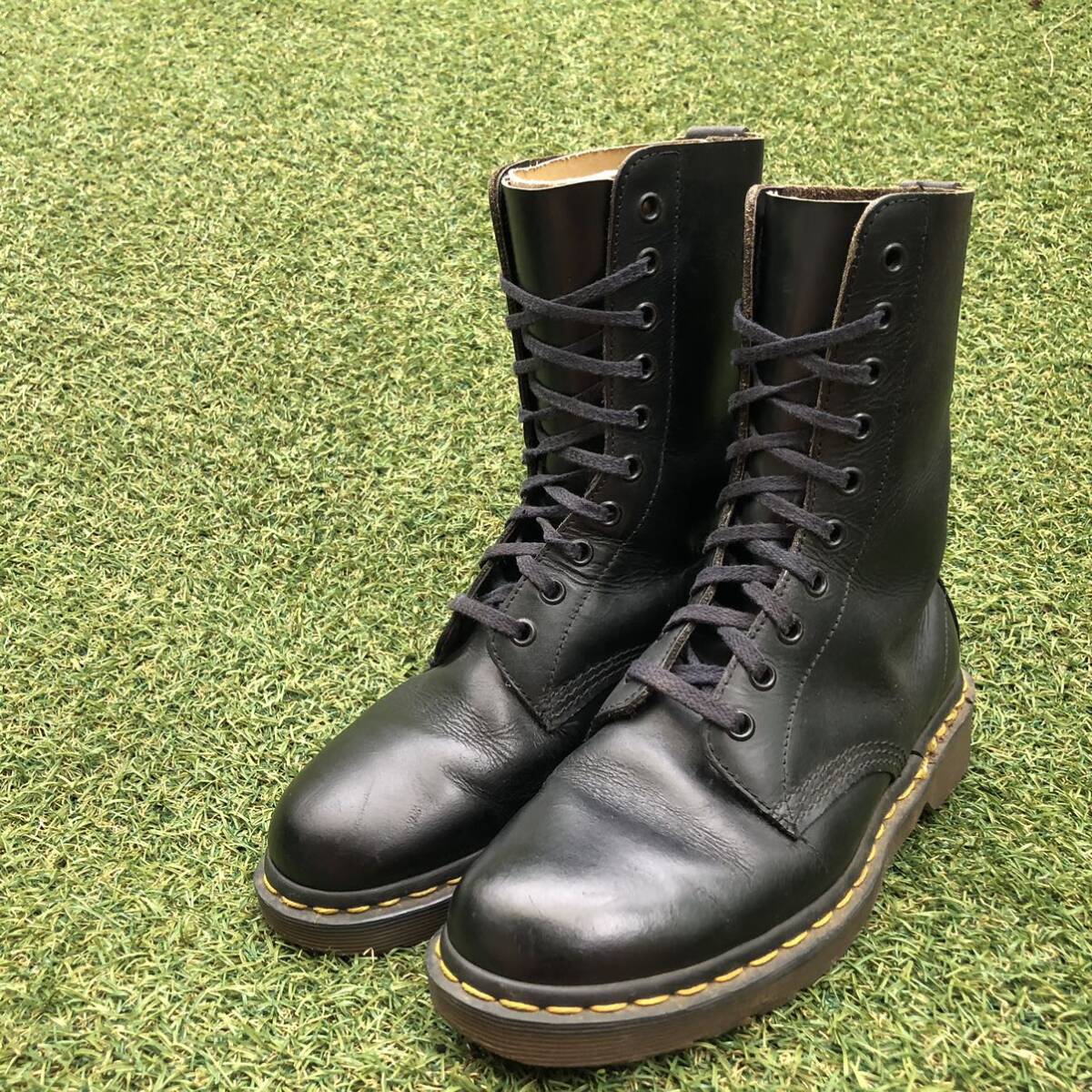 美品 イングランド製 ホワイト社 Dr MARTENS ドクターマーチン 美品 イングランド製 ホワイト社 Dr MARTENS ドクターマーチン