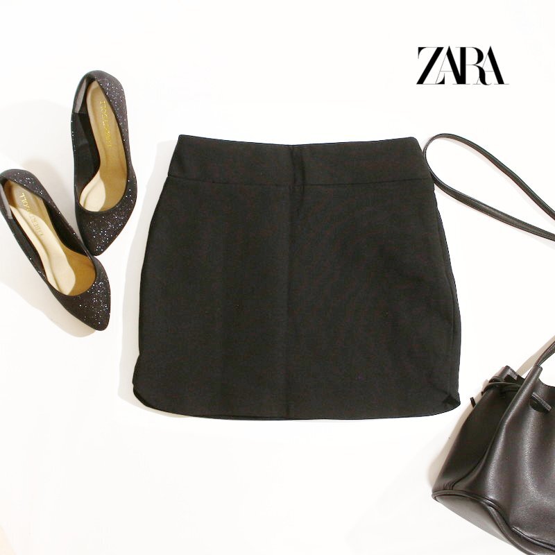 美品 ZARA ザラ 合物 シンプル 無地 台形 ミニスカート XS ブラック 黒 定番 ジャージ― 綺麗 しっかりとした生地_画像1