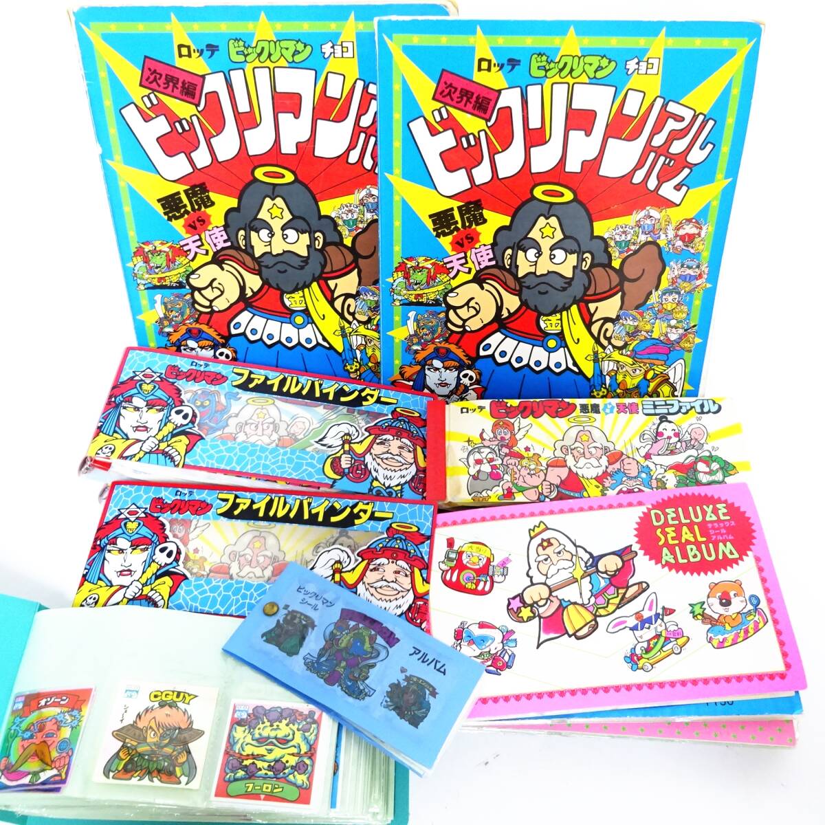 ビックリマンシールアルバム ビックリマン シール大量 アルバム|アンティーク、コレクション