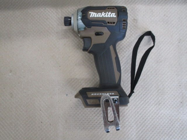 中古品　マキタ　充電式インパクトドライバー　TD170D　（Z-32）