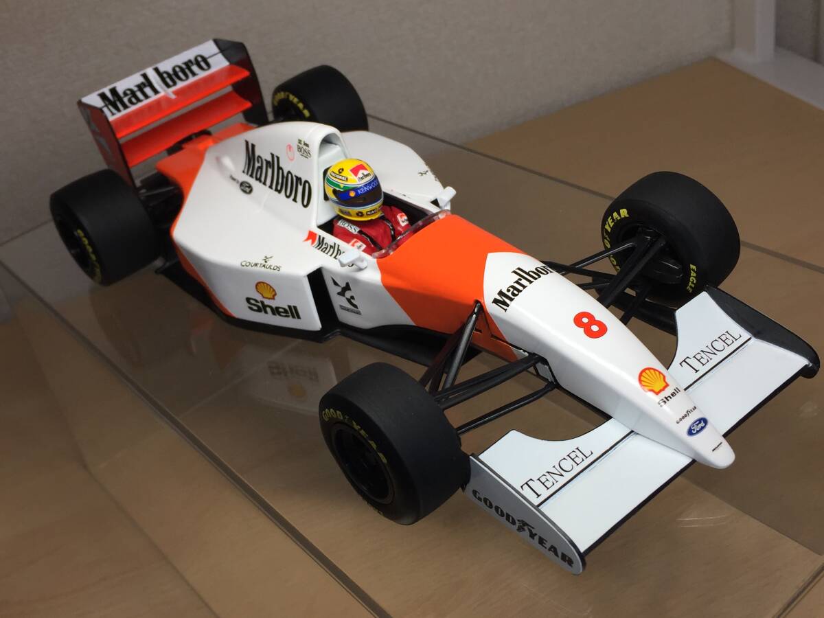 タバコ仕様 1/18 マクラーレン フォード MP4/8 セナ1993 タバコ仕様 1/18 マクラーレン フォード MP4/8 セナ1993