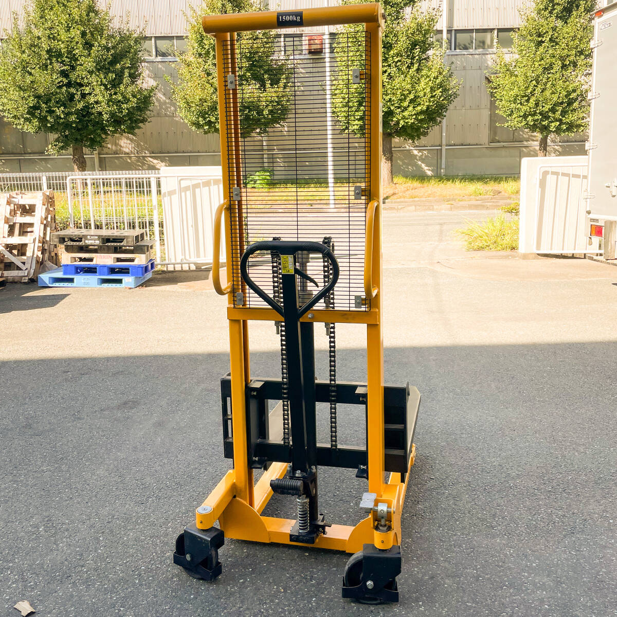 売れ筋 各部を強化処理で高耐久。荷の安定性も高い 安定性UP 売れ筋 各部を強化処理で高耐久。荷の安定性も高い 安定性UP