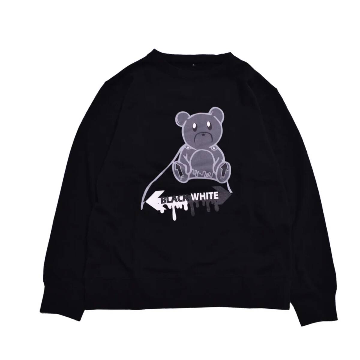 未使用　定価14,300円【ブラックホワイト】クマロゴスウェット　L