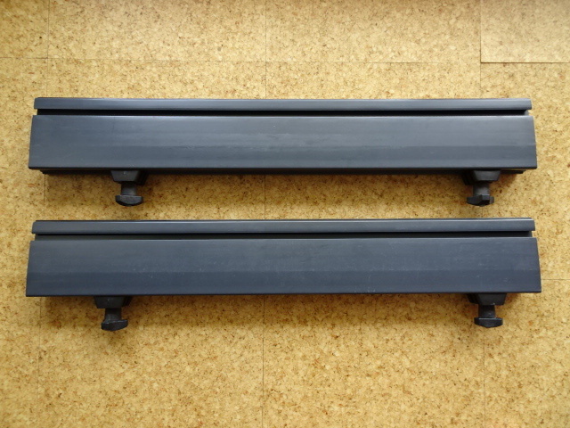 TH694-8 THULE スキーキャリア ルーフボックス780/820用 スキーホルダー 65cm 中古品