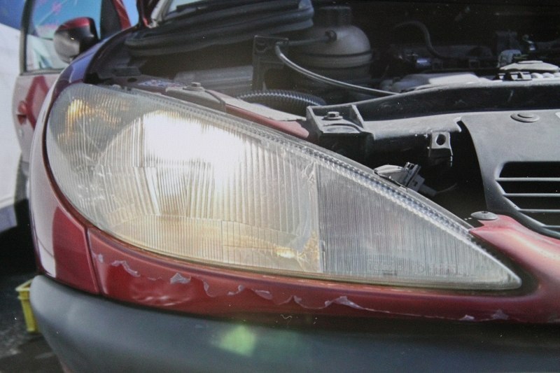 プジョー 206 Peugeot (T1NFU) 純正 Valeo 破損無 動作保証 右 ヘッドライト ハロゲン レベライザー付 67735805 p047686