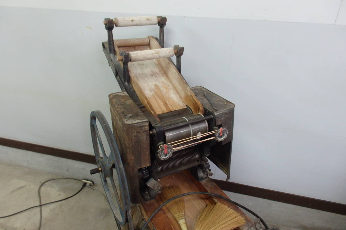 カスヤ麺機 製作所 カスヤ式 そば打ち機 うどん レトロ カスヤ麺機 製作所 カスヤ式 そば打ち機 うどん レトロ