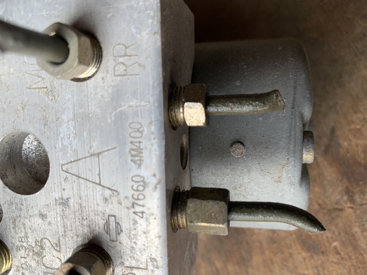 FB15 サニー 前期 ABSアクチュエーター　47660-4M400_画像3