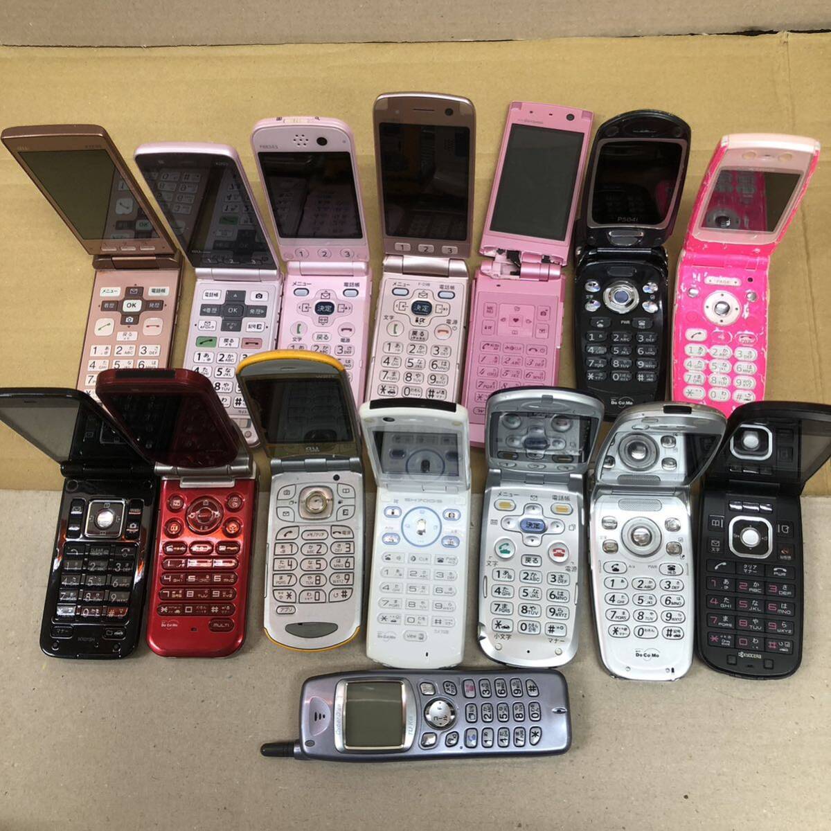 ガラケー25台まとめてジャンク品22携帯電話ソフトバンクauドコモ