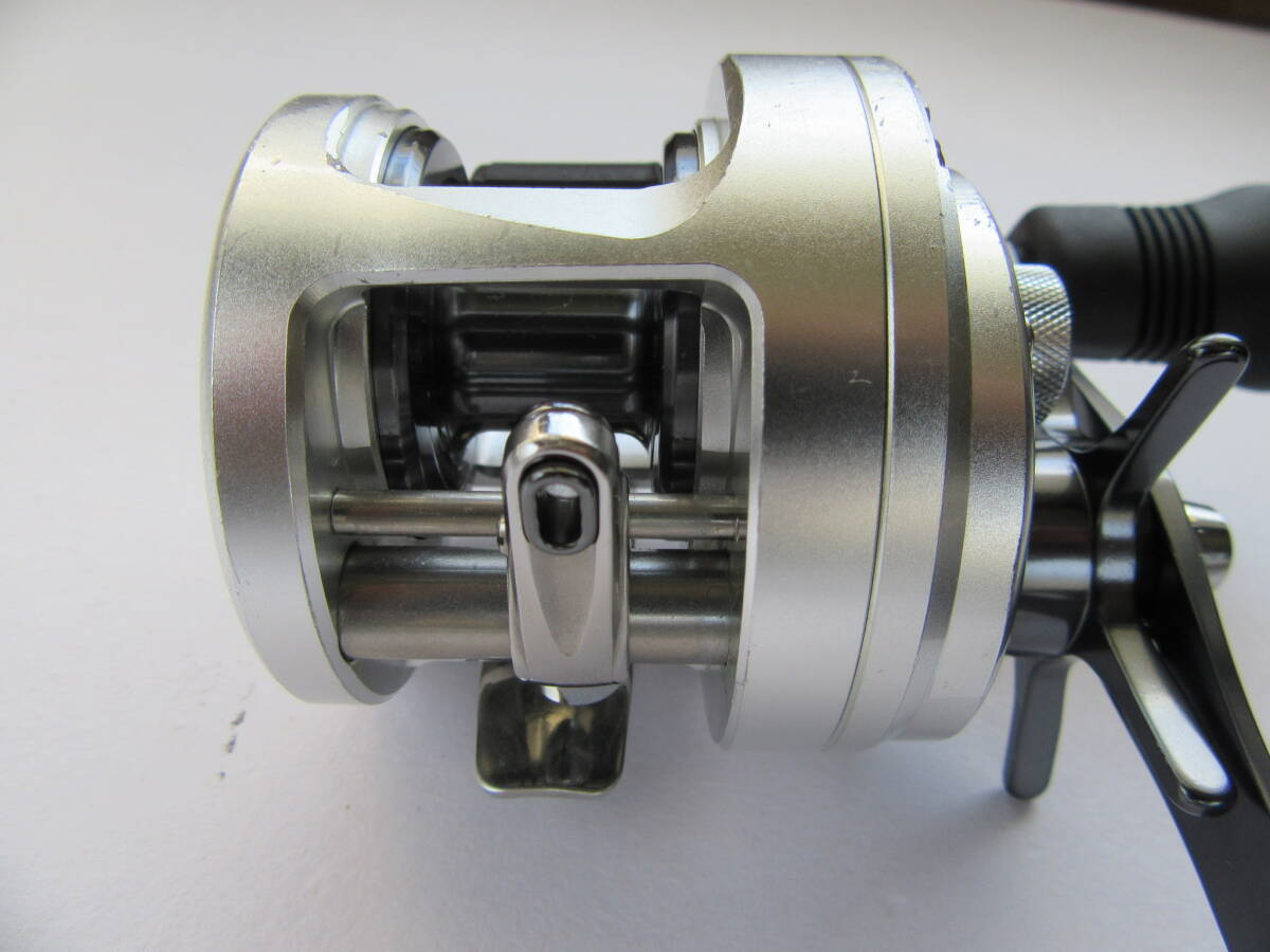 7000円 SHIMANO OCEA CALCUTTA 201PG シマノ オシア カルカッタ 7000円 SHIMANO OCEA CALCUTTA 201PG シマノ オシア カルカッタ