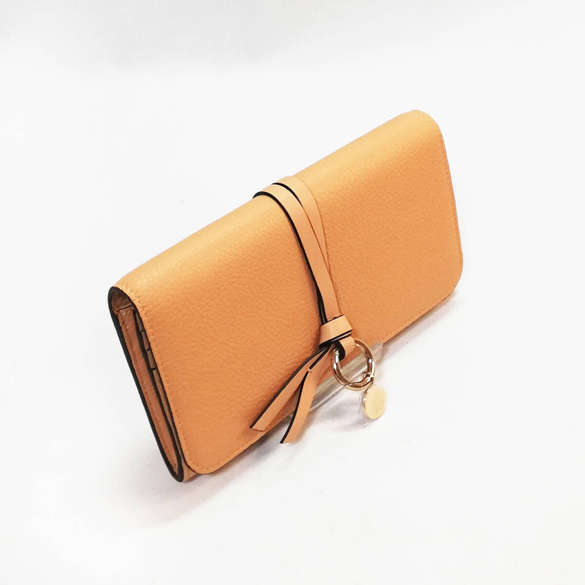 未使用展示品】Chlo(クロエ)長財布 アルファベット ロング 未使用展示品】Chlo(クロエ)長財布 アルファベット ロング