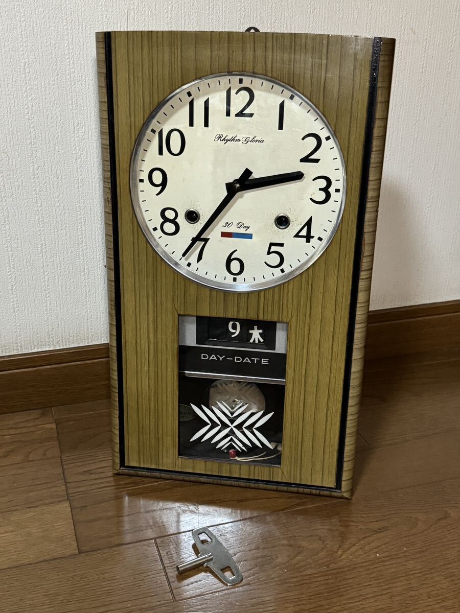 Rhythm Gloria 30 Day Day-Date 壁掛け時計 柱柱時計 振り子時計 Rhythm Gloria 30 Day Day-Date 壁掛け時計 柱柱時計 振り子時計