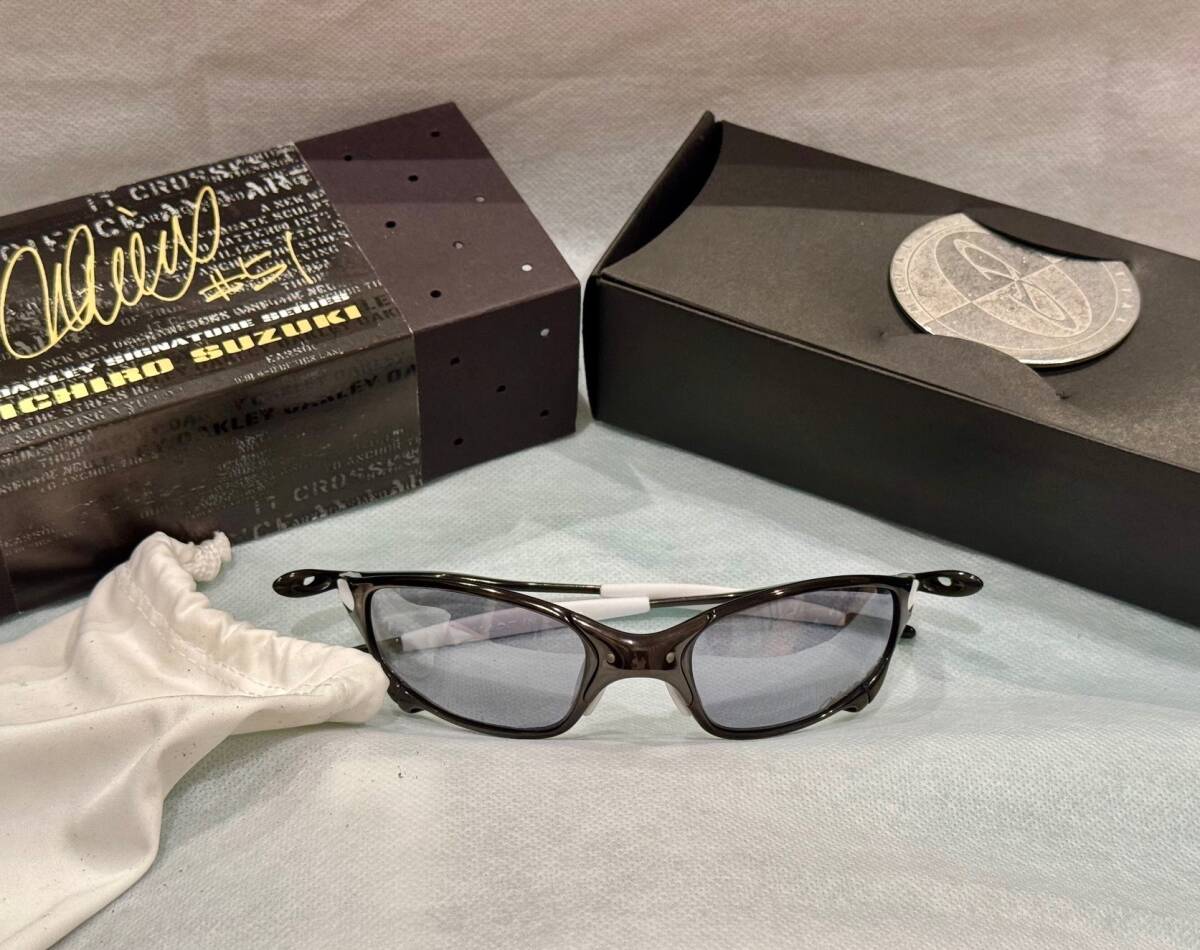 Oakley Juliet イチロー 5th ラストモデル Polishied Carbon Oakley Juliet イチロー 5th ラストモデル Polishied Carbon