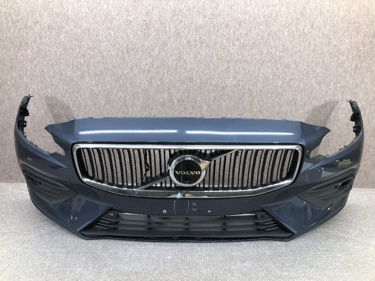 ボルボ V60 ZB 純正 フロントバンパー 31690589