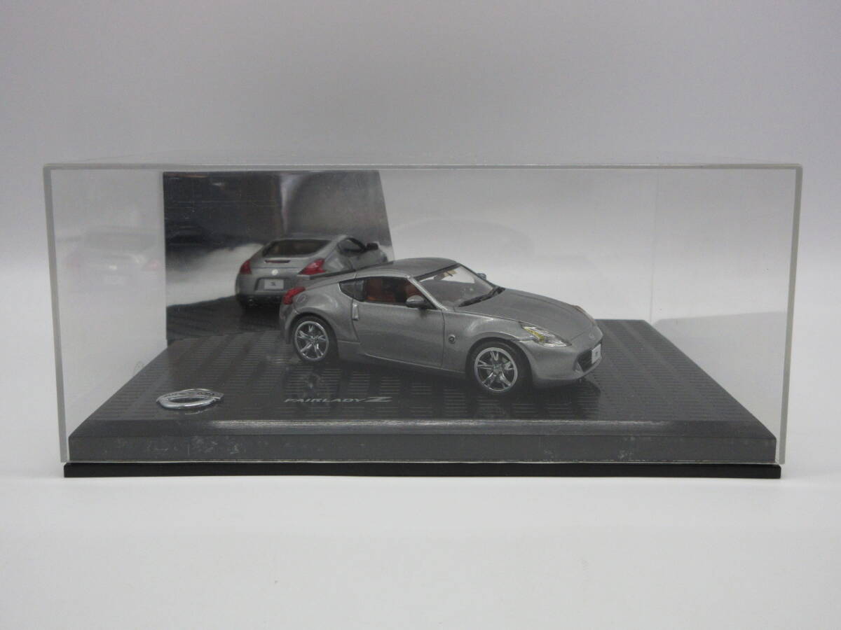 1/43 日産 NISSAN ディーラー特注 ミニカー フェアレディZ Z34 カラーサンプル シルバー系