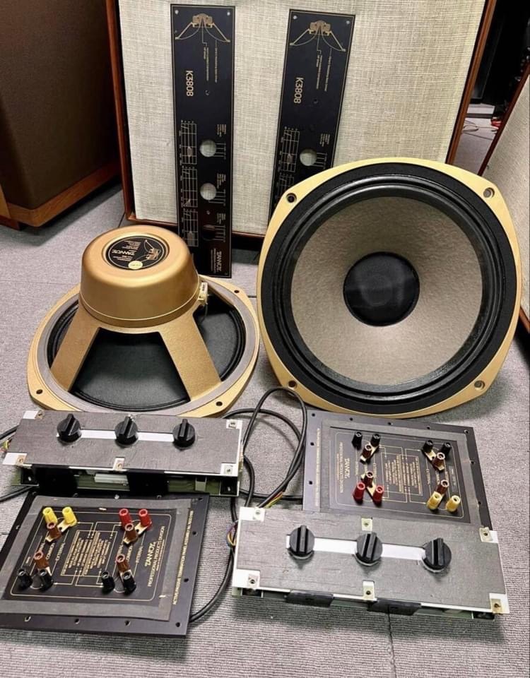 Yahoo!オークション - TANNOY K3808 スピーカー 2台セット 良品 Yahoo!オークション - TANNOY K3808 スピーカー 2台セット 良品