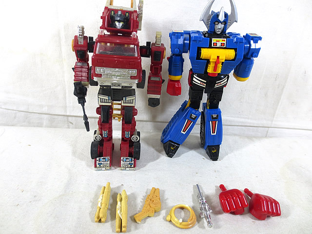 タカラ　ダイアクロン　カーロボット　消防自動車　ミクロガンダー　セット