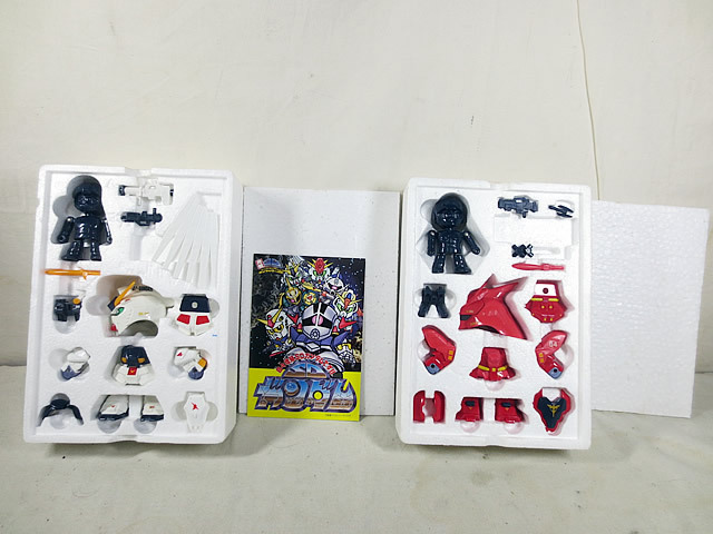 美品 バンダイ SDガンダム ガンダムクロス サザビー νガンダム 美品 バンダイ SDガンダム ガンダムクロス サザビー νガンダム