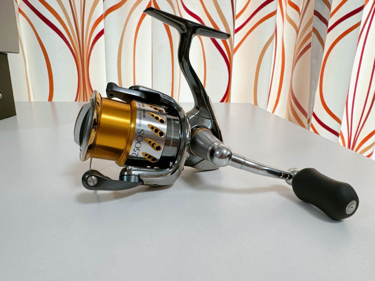 シマノ 07ステラ 2500S 付属品完備 SHIMANO STELLA日本製 MADE シマノ 07ステラ 2500S 付属品完備 SHIMANO STELLA日本製 MADE