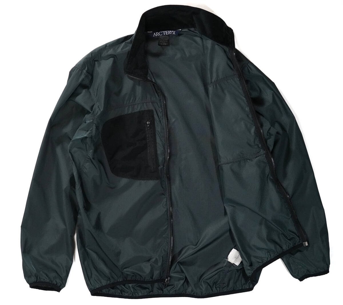 カナダ製 00s ARC'TERYX Tau Light Jacket ナイロンジャケット カナダ製 00s ARC'TERYX Tau Light Jacket ナイロンジャケット