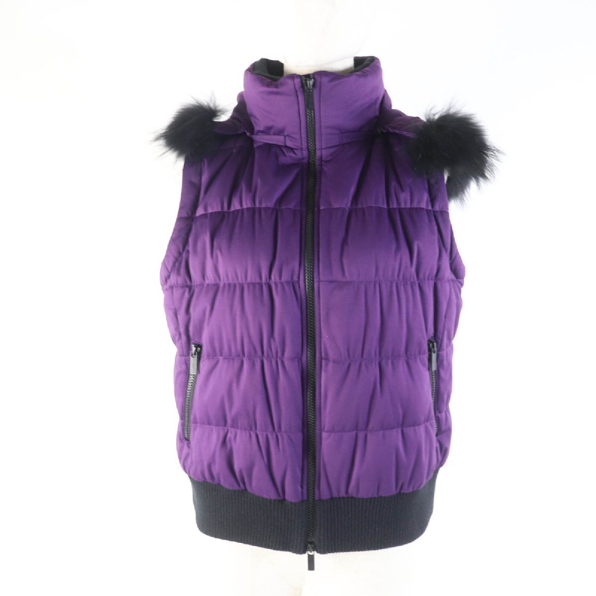 美品★バーバリーゴルフ E6F64-240-37 ラクーンファー?ラバーロゴワッペン付 ZIP UP 2way ダウンジャケット パープル 2 正規(guī)品