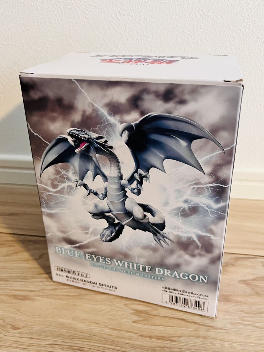 新品 遊戯王 デュエルモンスターズ 青眼の白龍 ブルーアイズ 新品 遊戯王 デュエルモンスターズ 青眼の白龍 ブルーアイズ