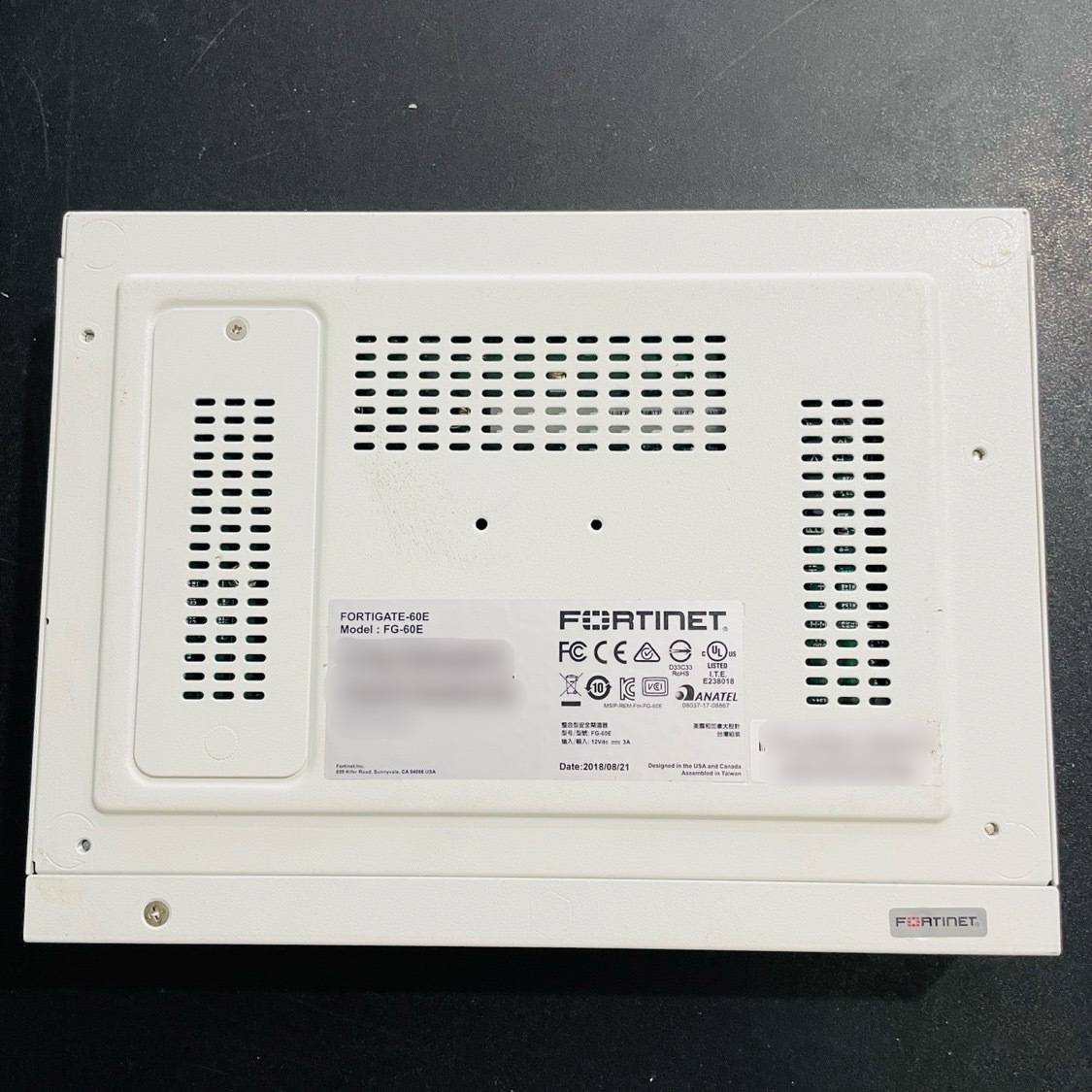871 通電OK FORTINET FG-60E FortiGate 60E 本体 セキュアSD-WAN 871 通電OK FORTINET FG-60E FortiGate 60E 本体 セキュアSD-WAN