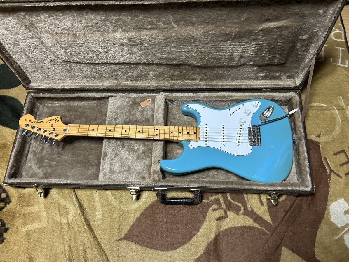 2002年製・激レアカラー・ラージヘッド・Fender Japan ST-72 2002年製・激レアカラー・ラージヘッド・Fender Japan ST-72