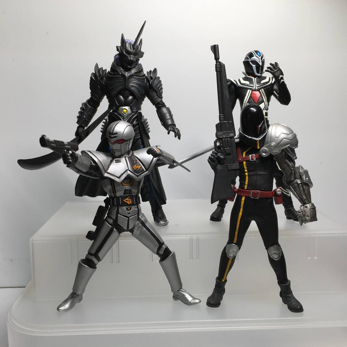 大割引 トップガンダー ダークナイト バイオハンターシルバ 狼鬼 特撮