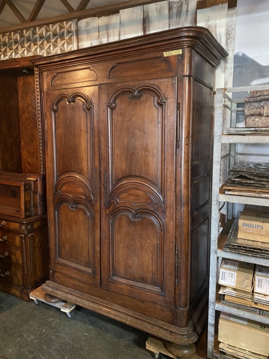 *46 France antique closet large furniture interior Country in dust real man front series store furniture 1920 period 