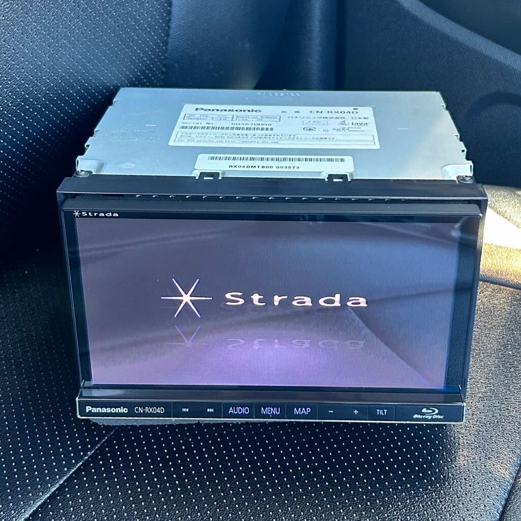 美品 Panasonic ストラーダ CN-RX04D Blu-ray搭載 2024年地図 美品 Panasonic ストラーダ CN-RX04D Blu-ray搭載 2024年地図