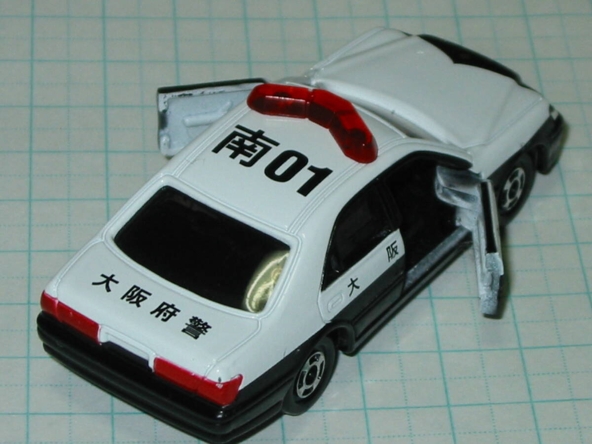  распроданный товар Tomica 92 срочный машина! площадка . экспресс ..!* Toyota Crown HV hybrid патрульная машина Osaka (столичный округ) . юг 01 Вьетнам производства утиль 