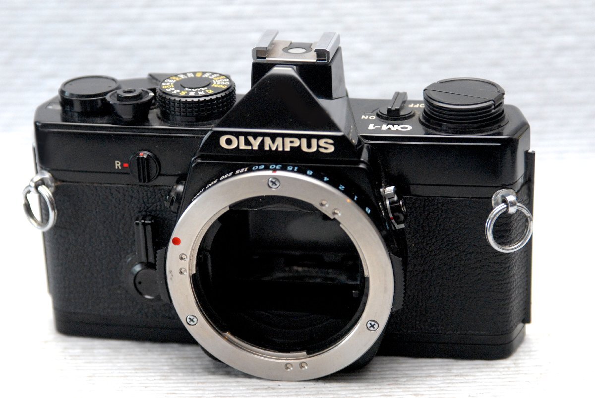 （綺麗）OLYMPUS オリンパス 人気の高級一眼レフカメラOM-1（黒）ボディ 希少な作動品（腐食なし）