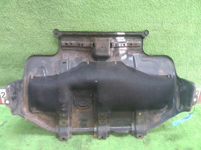 トヨタ 100ランクル 100系 前期 VX LTD Ｇ 50TH HDJ101K アンダーカバー ラジエーター下側 スチール製 腐食有り 現状販売 中古_画像4